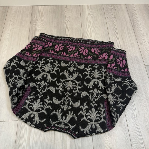 VTG Skyr Women's Wool Blend Cardigan Sweater Medium Floral Nordic Isle - Picture 9 of 10